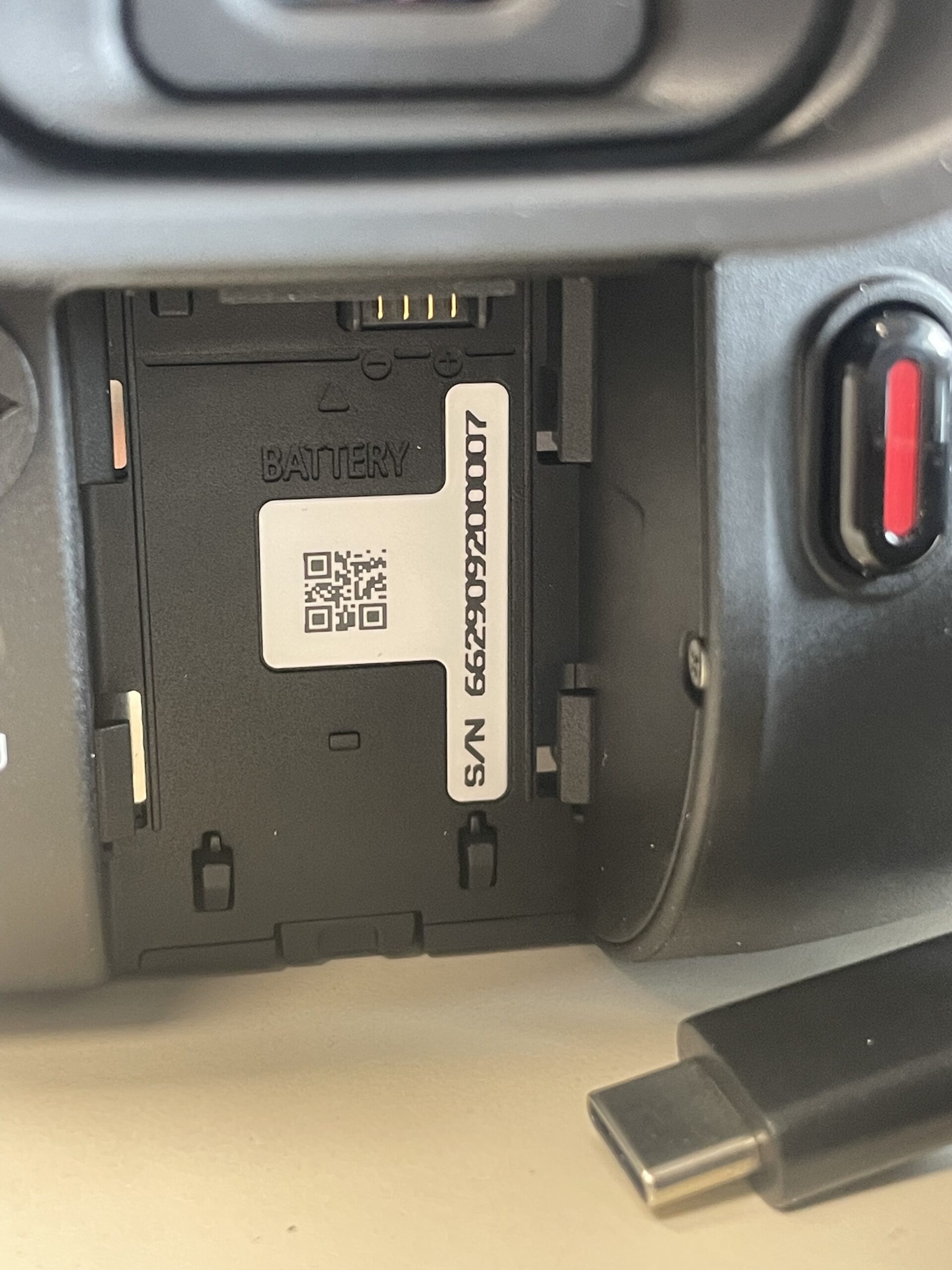 Canon 4K XA75 - Camden - Image 9