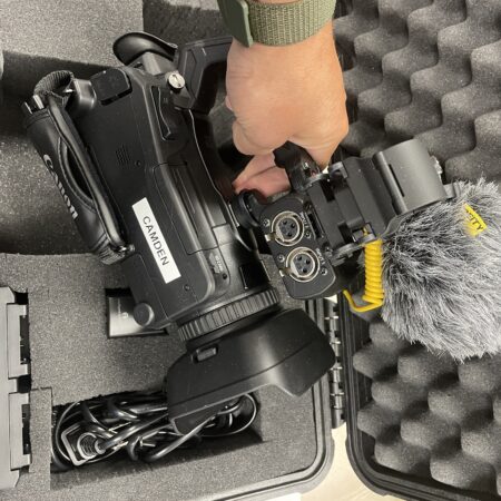 Camden - Canon XA75 Video Camera Kit